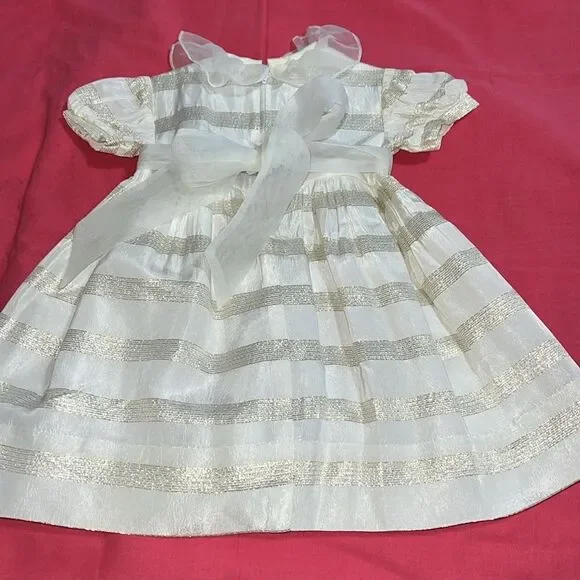 SYLVIA WHYTE for Neiman-Marcus 2T special occasion dress. Ivory, gold and silver - Picture 2 of 10